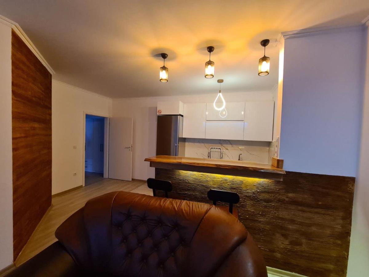 Prishtina Escape Apartments Pristina Exterior photo